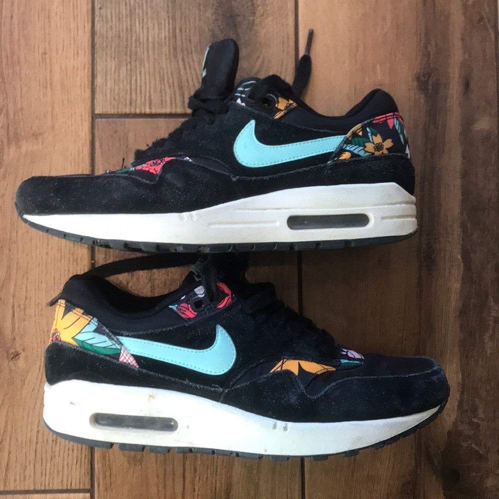 Nike Air Max size 8